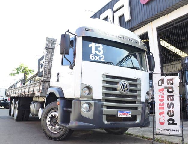 Volks 24.280 CONSTELLATION CARROCERIA