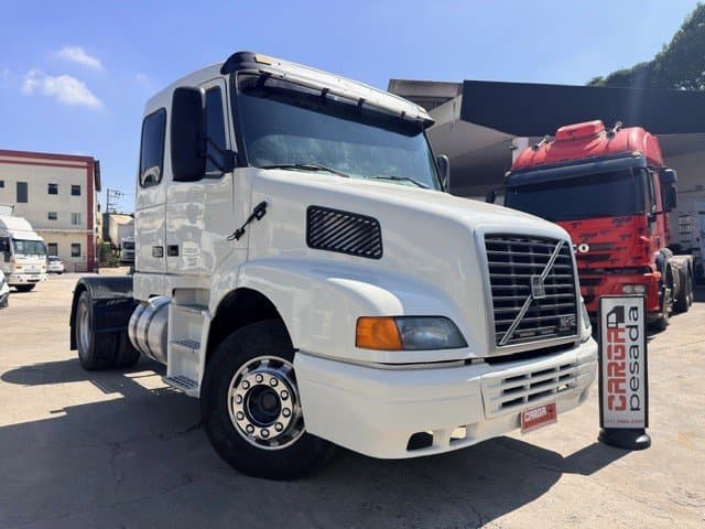 Volvo NH 12 380 4x2
